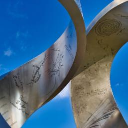 Skulptur am CERN